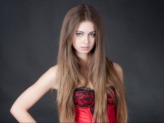 KatrinaDollX aka Avrildoll, KianaDollX